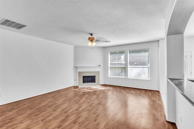 Foto del edificio - 18027 Oak Orchard Lane