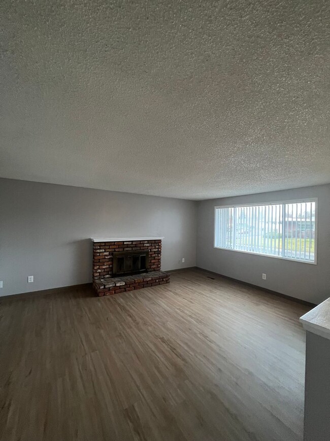 Foto del edificio - North Spokane Remodeled Gem!! Available Mi...