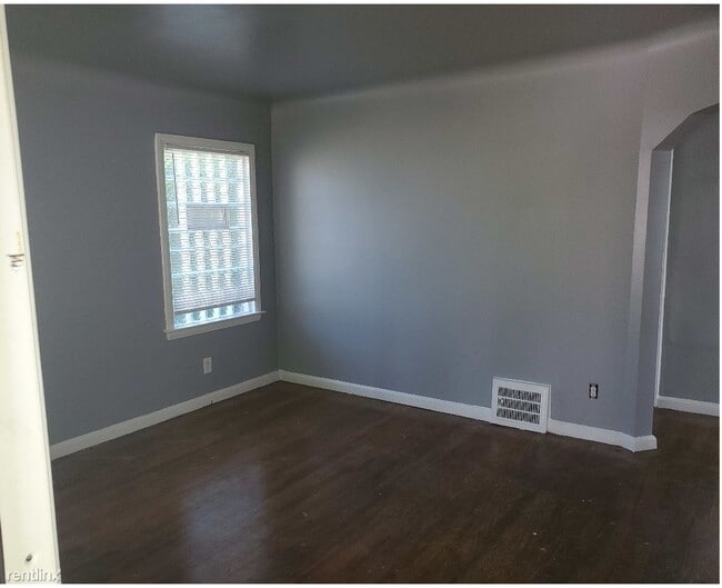 Building Photo - 3 br, 1 bath House - 5046 Neff Ave