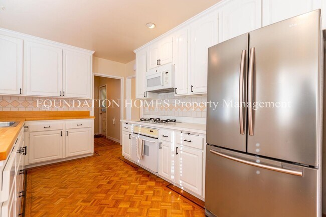 Foto del edificio - 4 br, 3.5 bath House - 21 Corte Lodato