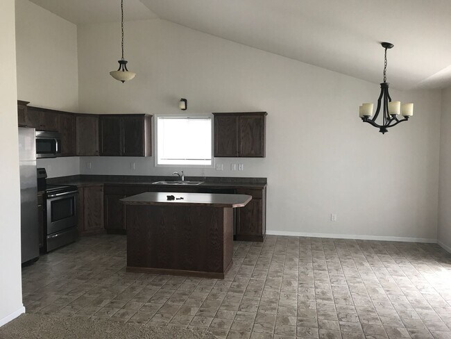 Foto del edificio - 3 Bed 3 Bath Single Family Home