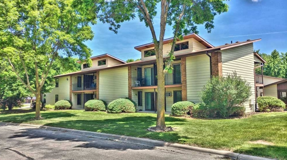 Primary Photo - Pecan Street Apartments