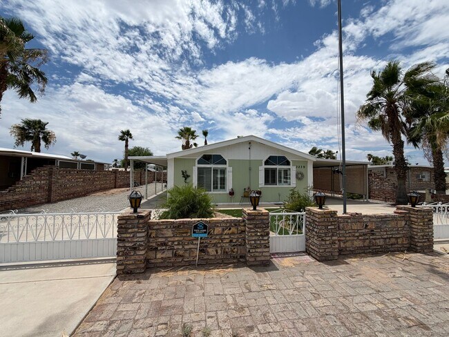 Foto del edificio - 13239 E 49th Dr