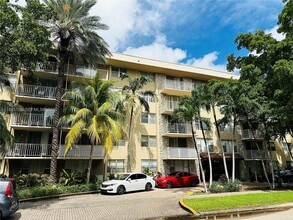 Building Photo - 1805 Sans Souci Blvd