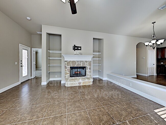 Building Photo - 8001 Ash Meadow Dr