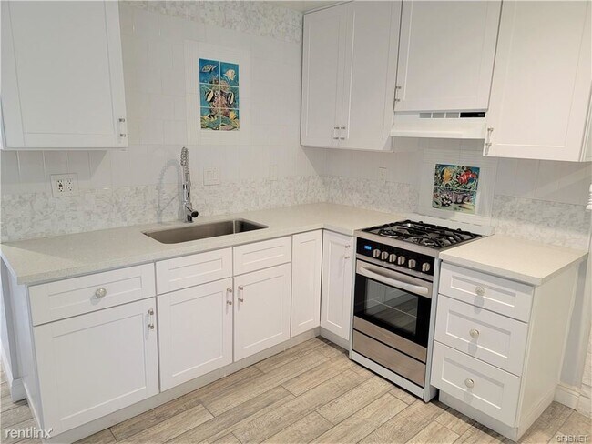Foto del edificio - 5 br, 3 bath House - 11723 Porter Valley Dr
