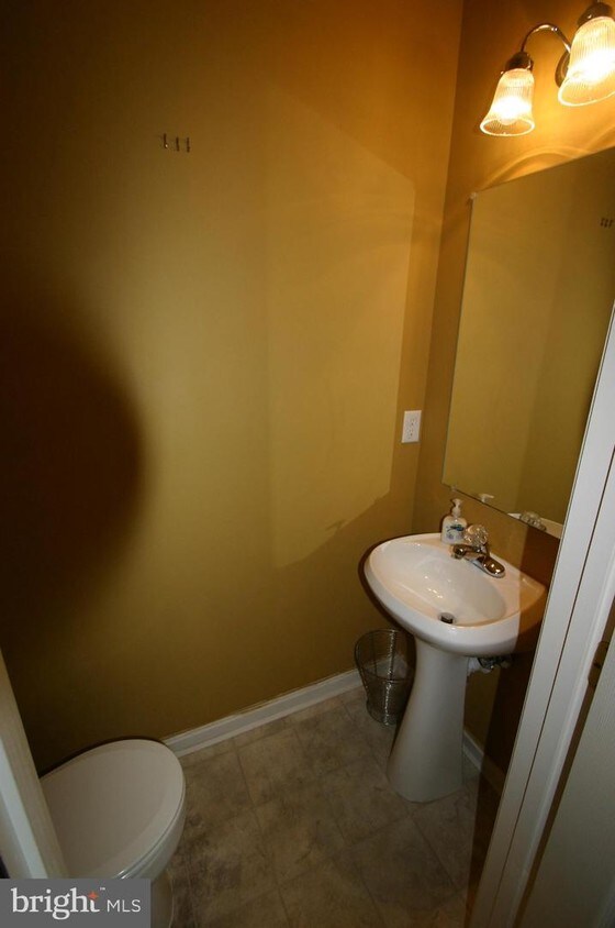 Primary Photo - 10701 Vista Gardens Dr