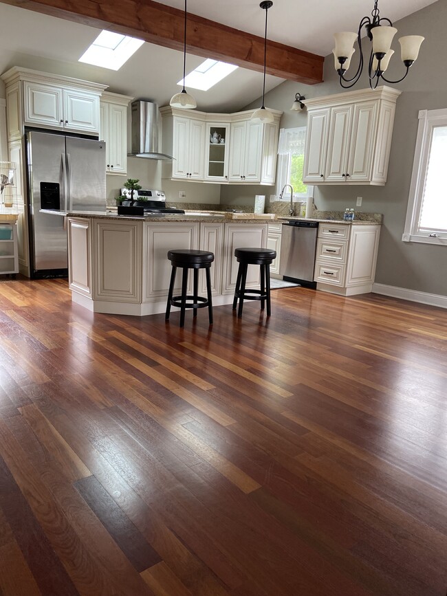 Foto del edificio - 13145 Meadowlark Dr