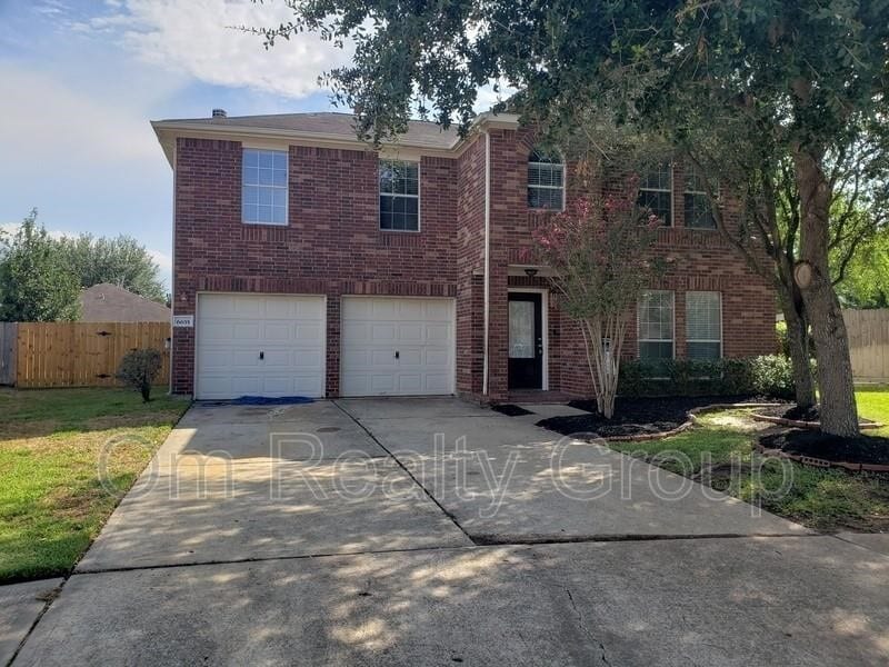 Foto principal - 6655 Stonefort Ct