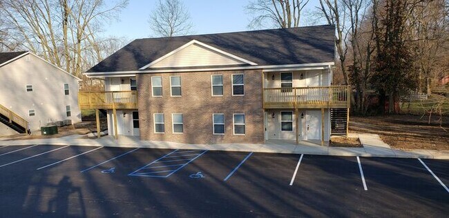 Foto del edificio - 2 Bedroom Upper Unit Pets Welcome!!