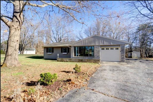 Building Photo - 4532 E Stephens Dr