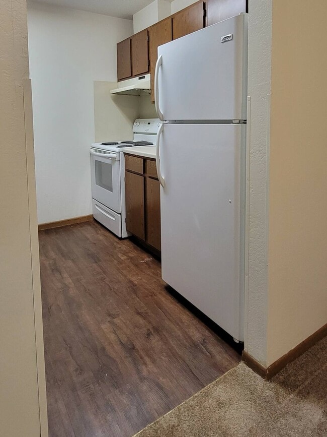 Building Photo - Malmquist Estates