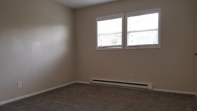 Building Photo - 308 Wilshire Dr