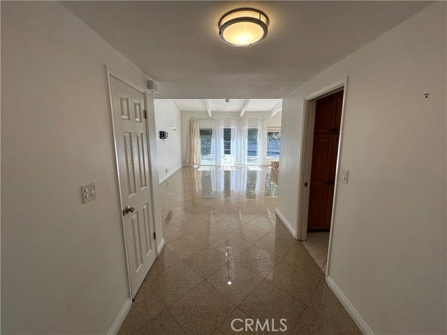 Foto del edificio - 24010 Hatteras St