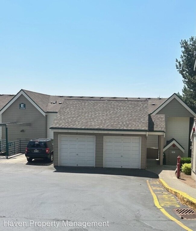 Building Photo - 2 br, 1 bath House - 15330 Sunwood Blvd #E303