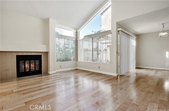 Foto del edificio - 341 Stanford Ct