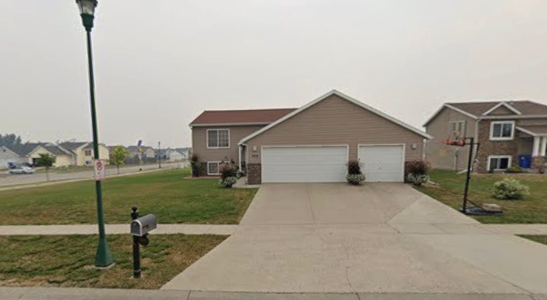 Primary Photo - 6020 Bennett Ct S