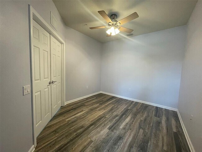 Building Photo - 2147 River Turia Cir