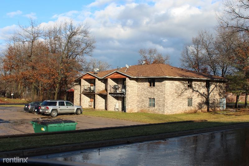 Primary Photo - 2 br, 1 bath Apartment - 300