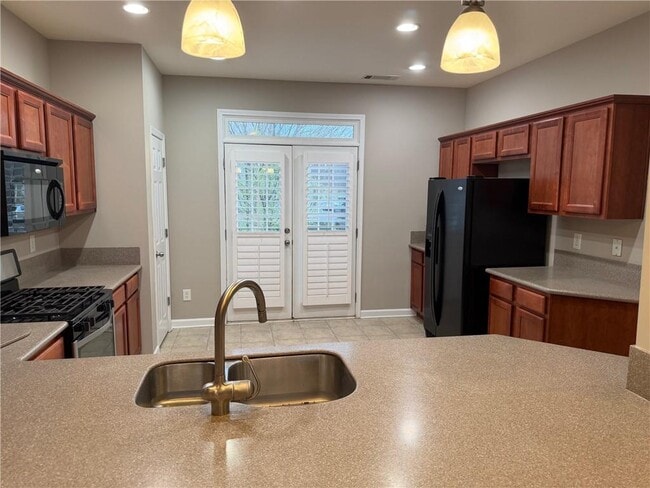 Building Photo - 3669 Chicago St NW