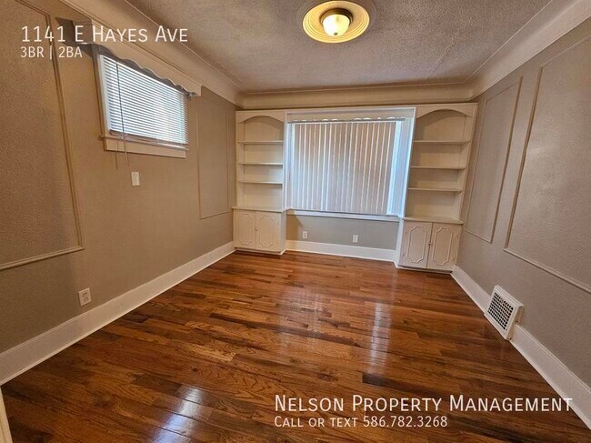 Building Photo - 1141 E Hayes Ave