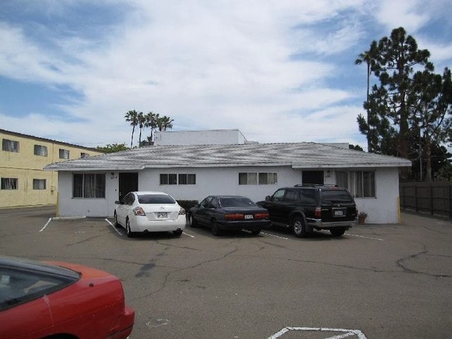 Building Photo - Stardust Apartments