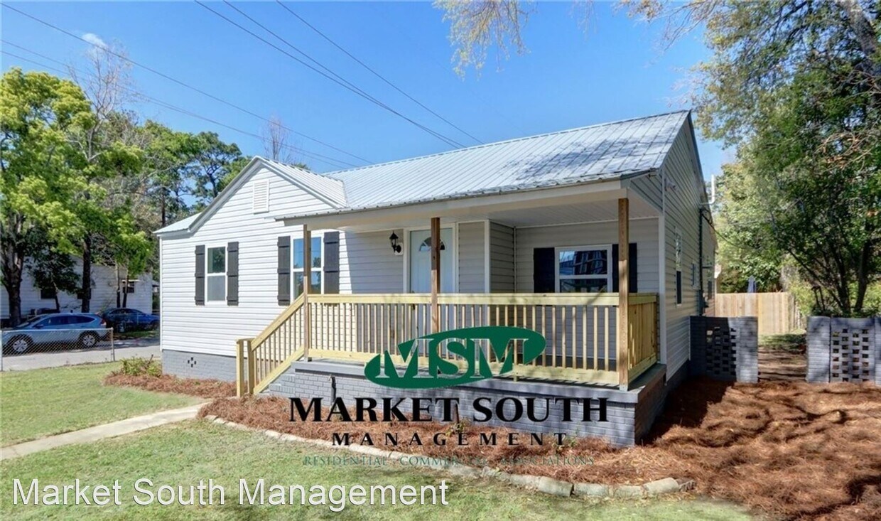 Primary Photo - 4 br, 2 bath House - 2204 Capital Street