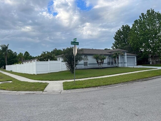 Building Photo - 26805 Roseann Pl