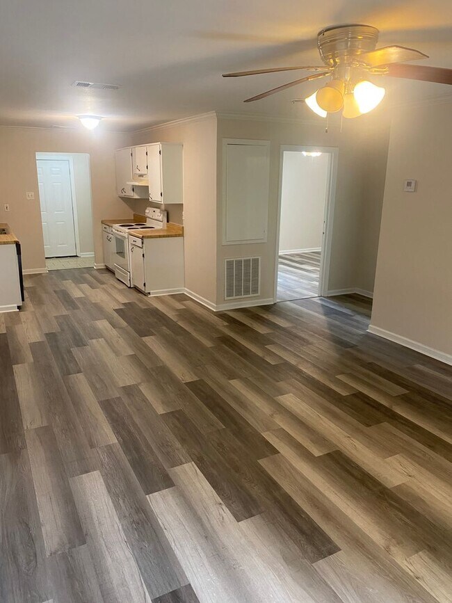 Foto del edificio - 23875 Leaning Oaks Drive