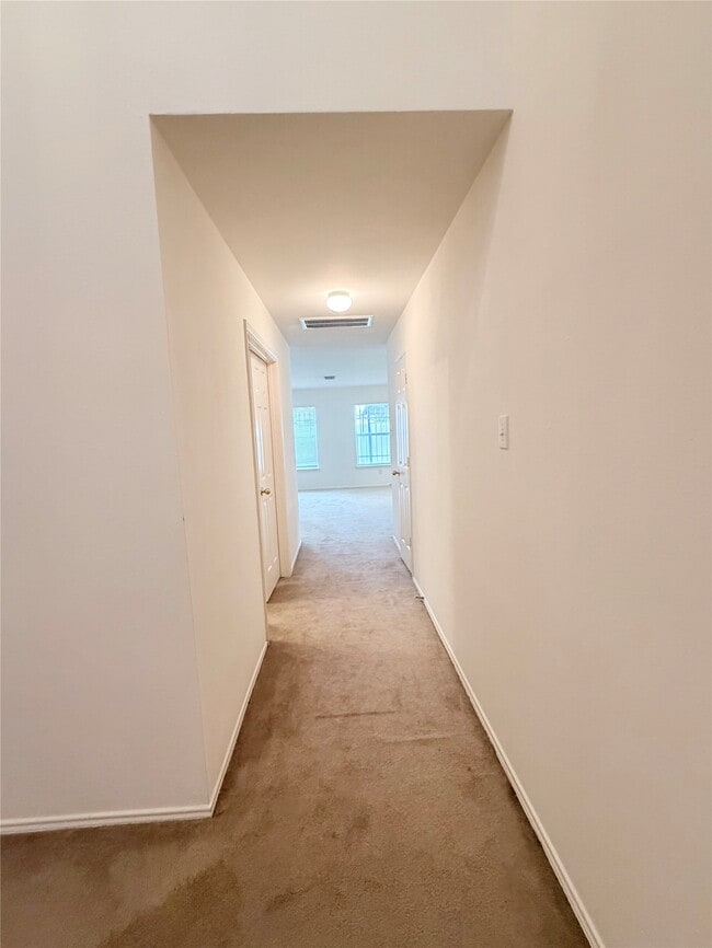 Building Photo - 15627 Haleys Landing Ln