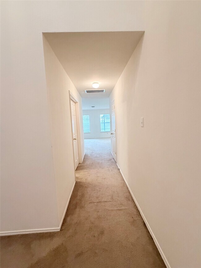 Foto del edificio - 15627 Haleys Landing Ln