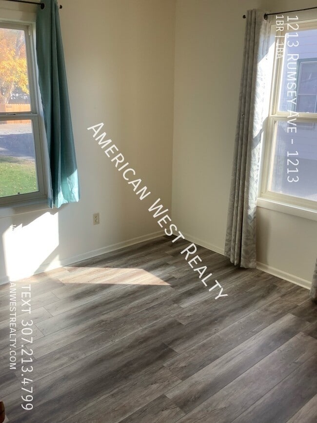 Building Photo - 1213 Rumsey Ave