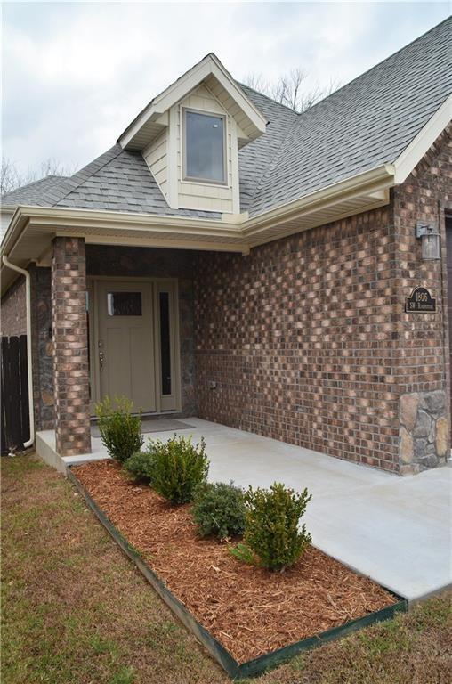 Foto del edificio - 1806 SW Riverstone Rd