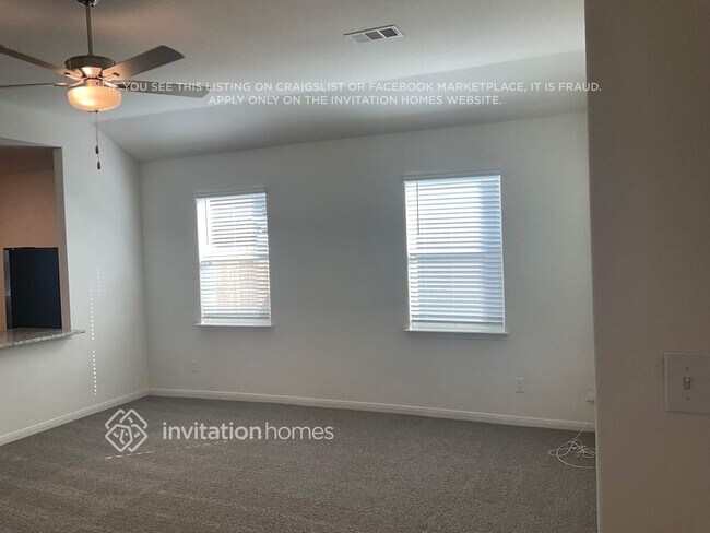 Foto del edificio - 905 Mountain Goat Ln