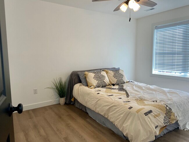 Foto del edificio - 3310 Stoneway Ct