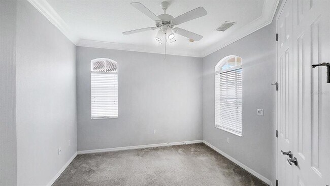 Foto del edificio - 6055 Wingspan Way