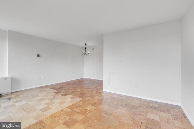 Foto del edificio - 2030 F St NW
