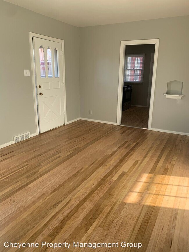 Foto del edificio - 2 br, 1 bath House - 1614 E 17th St