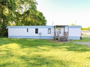 Building Photo - 1810 Vales Mill Rd