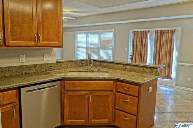 Building Photo - 2702 Bransford Trail