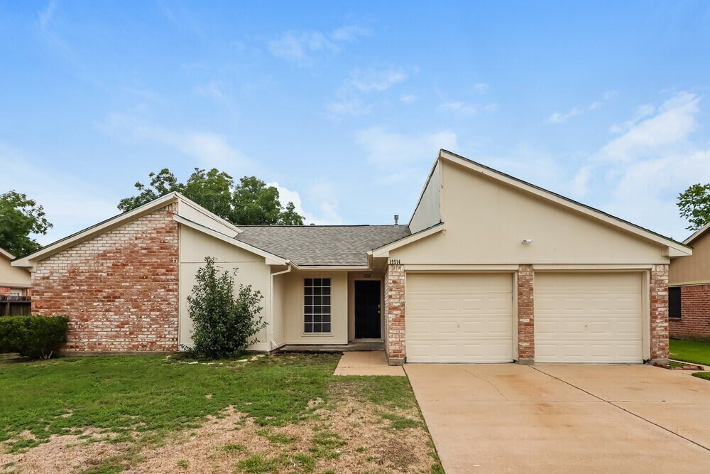 Foto principal - 19514 Mallard Lake Ln
