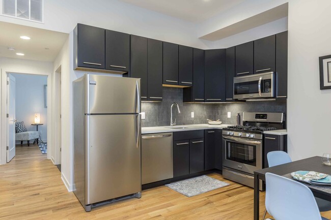 Building Photo - 2028-2034 Rittenhouse Sq St