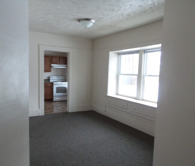 Comedor - 509 S Pennsylvania Ave