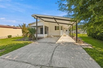 Building Photo - 8880 SW 27th Ave
