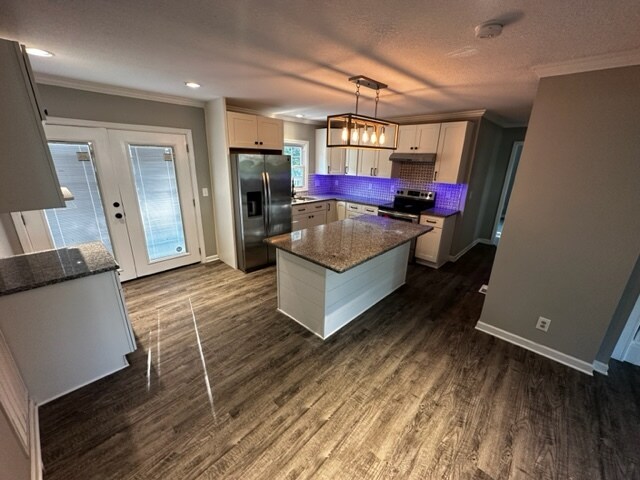 Foto del edificio - 2208 Sanderson Rd