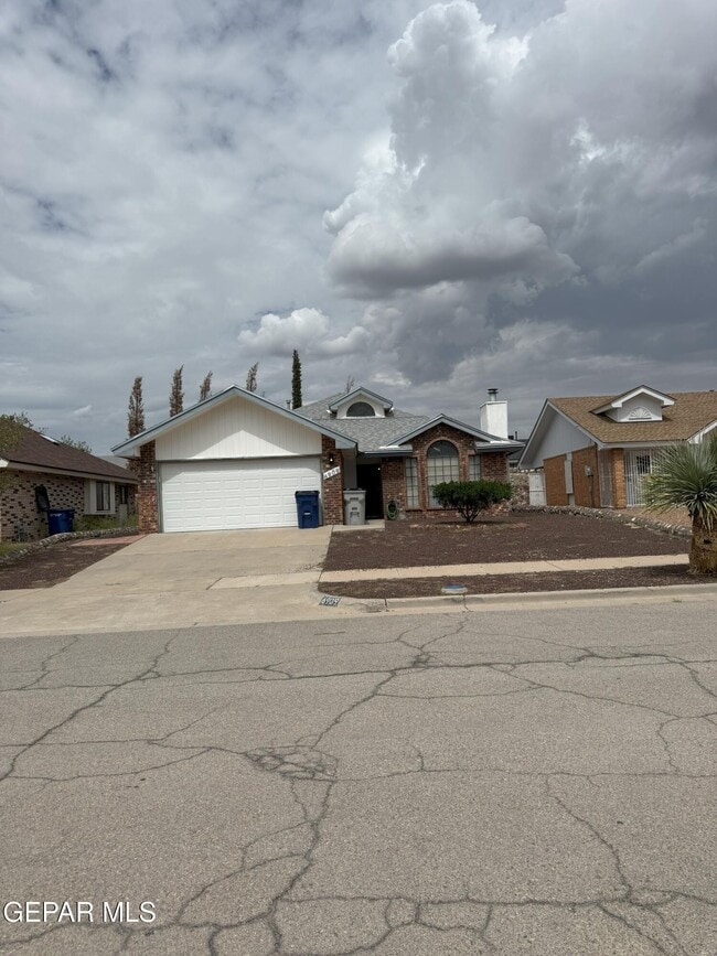 Foto del edificio - 6909 Canyon Run Dr