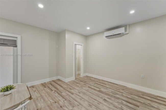 Foto del edificio - 10912 SW 146th Ave