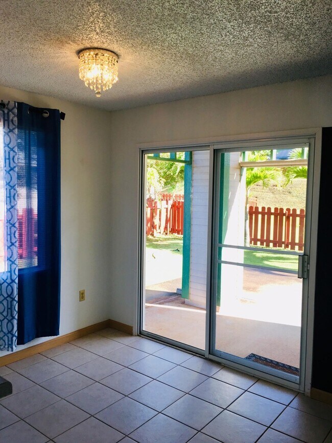 Foto del edificio - 3 bedroom Corner Unit at Kuulako Available June 23rd