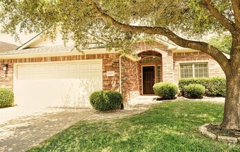 Building Photo - 9959 Driftwood Park Dr