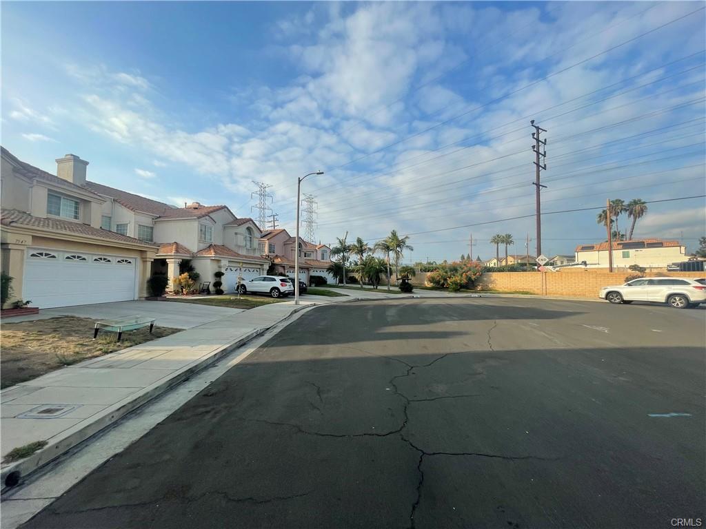 Foto principal - 7547 Bellingham Ave